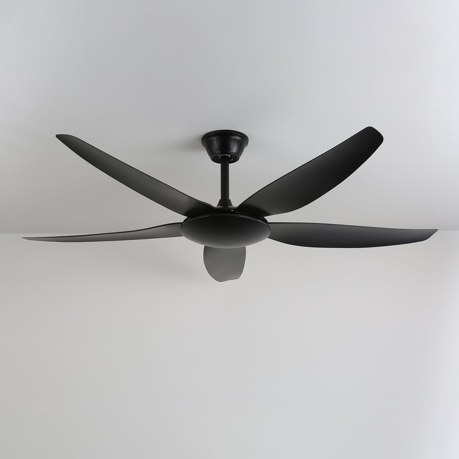 Aeron Noir Ceiling Fan - Image 2