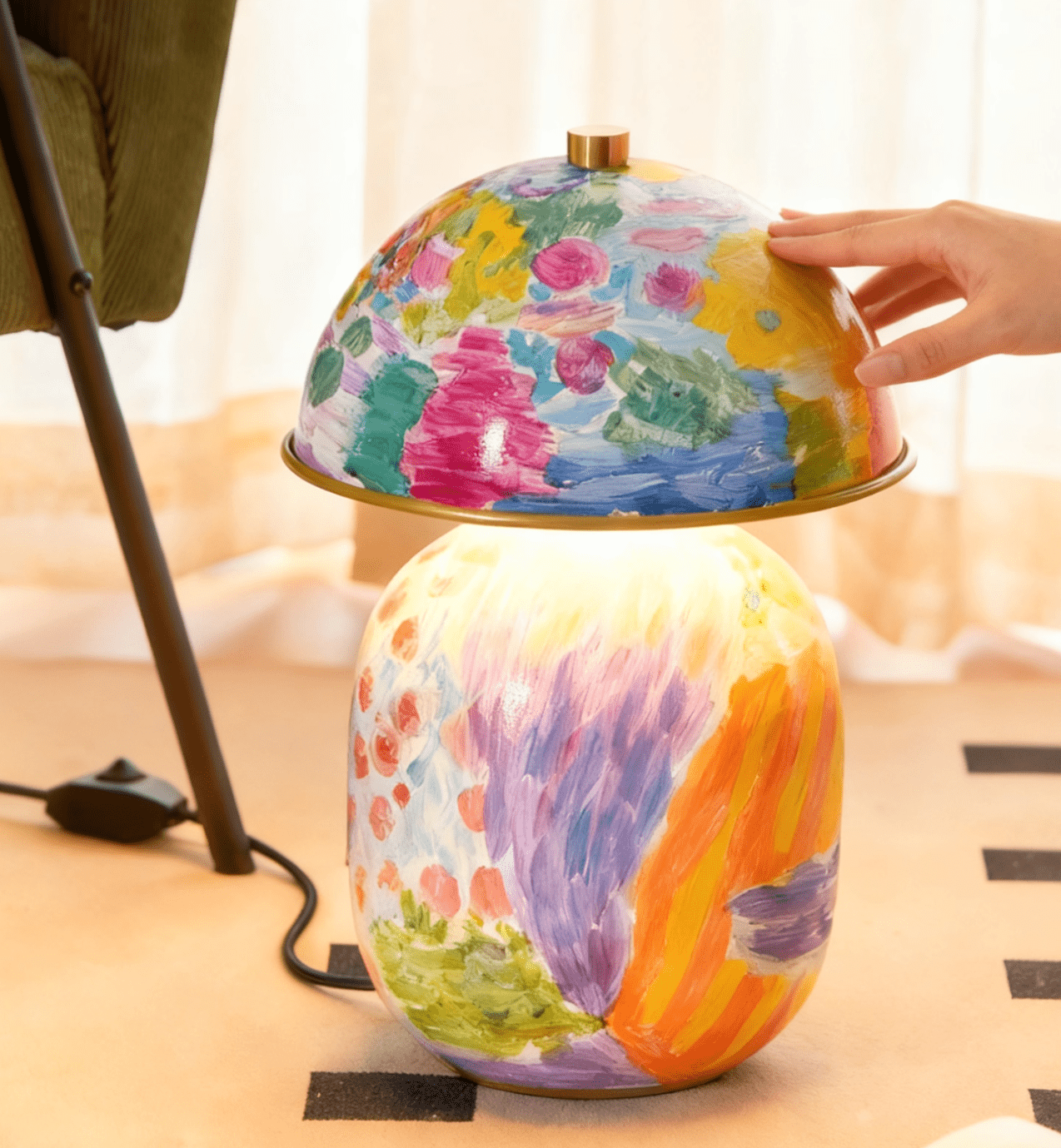 Abstract Mural Table Lamp - Image 4