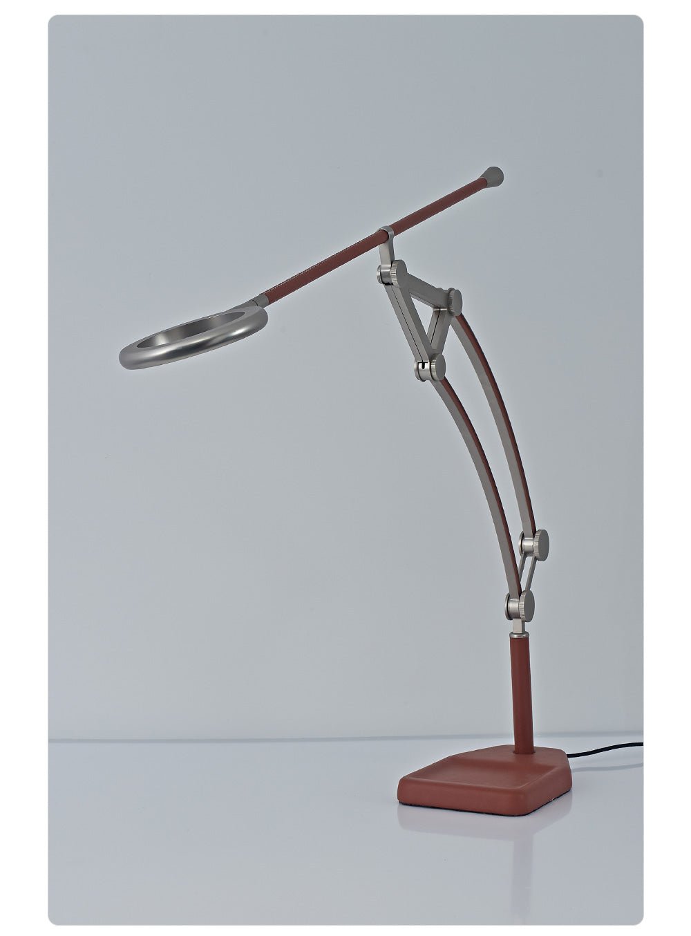 Adjustable Articulated Task Lamp - Image 14