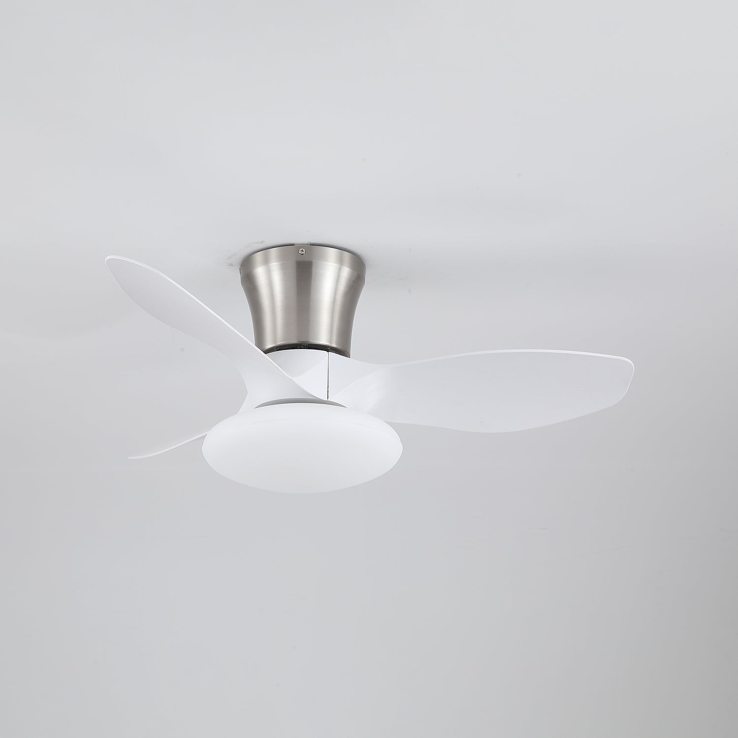 Aeris Curve Ceiling Fan Light - Image 16