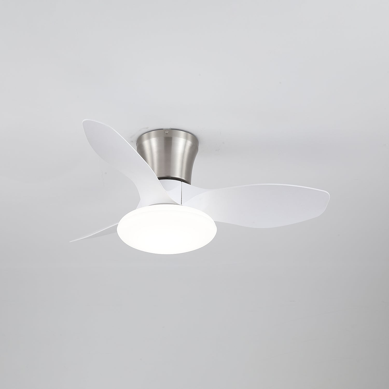 Aeris Curve Ceiling Fan Light - Image 21