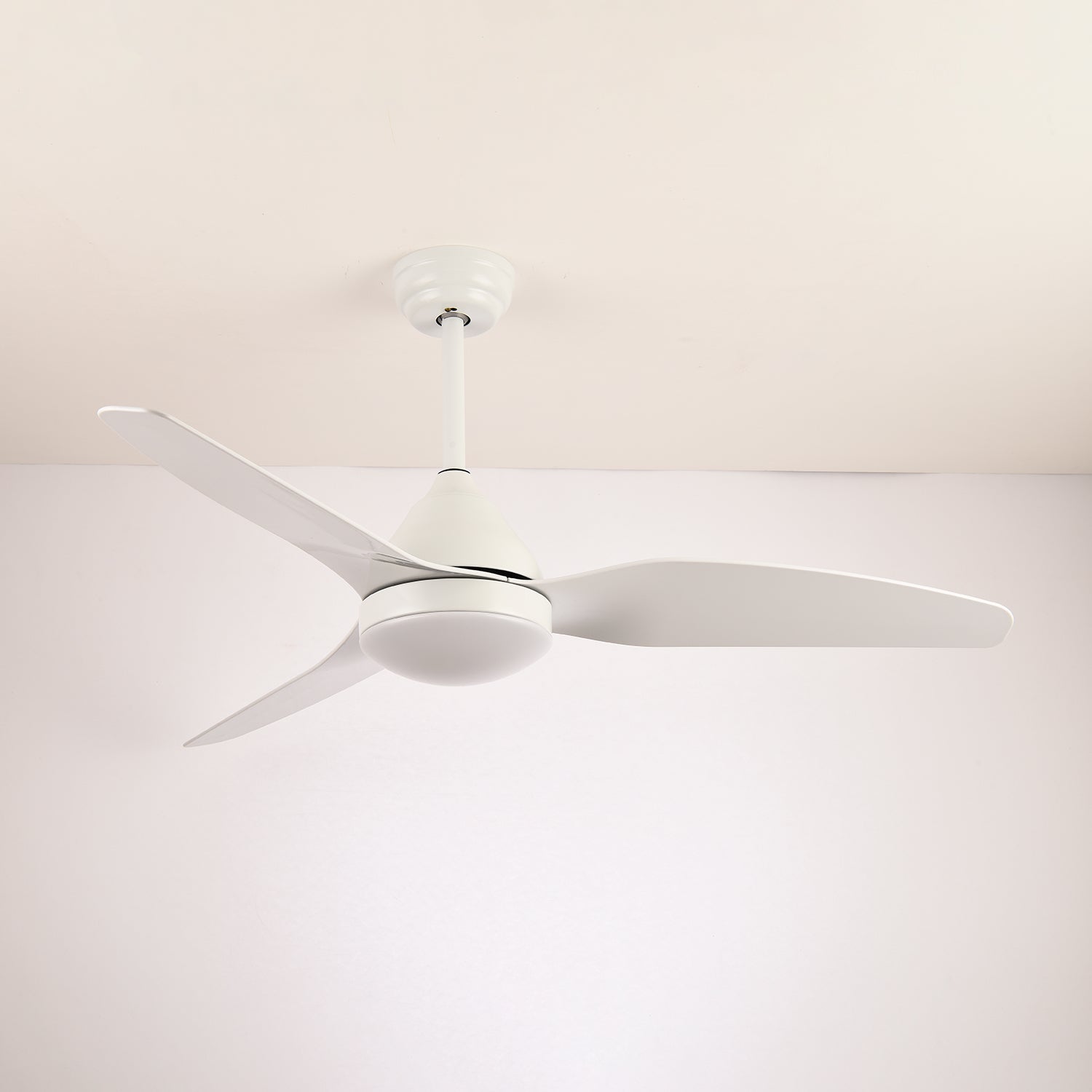 Aeris Whisper Ceiling Fan Light - Image 6