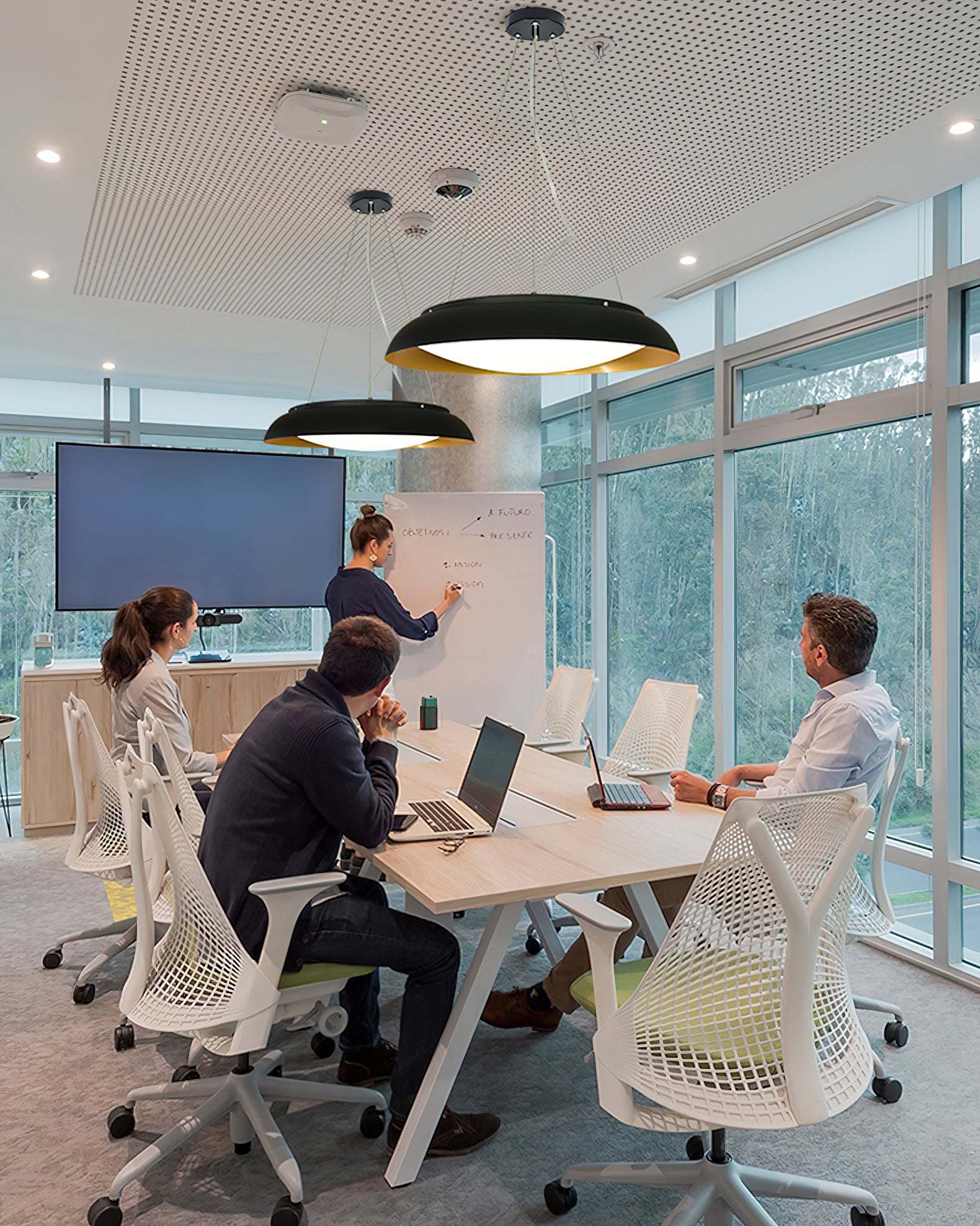 Aero Pendant Light - Image 3