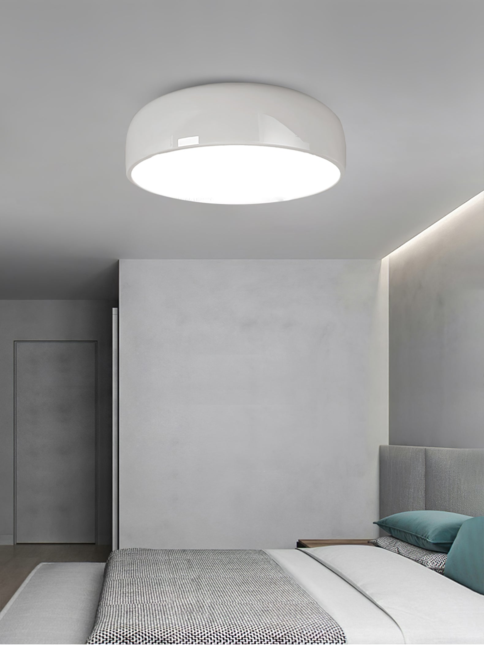 Aero Minimal Ceiling Lamp - Image 15